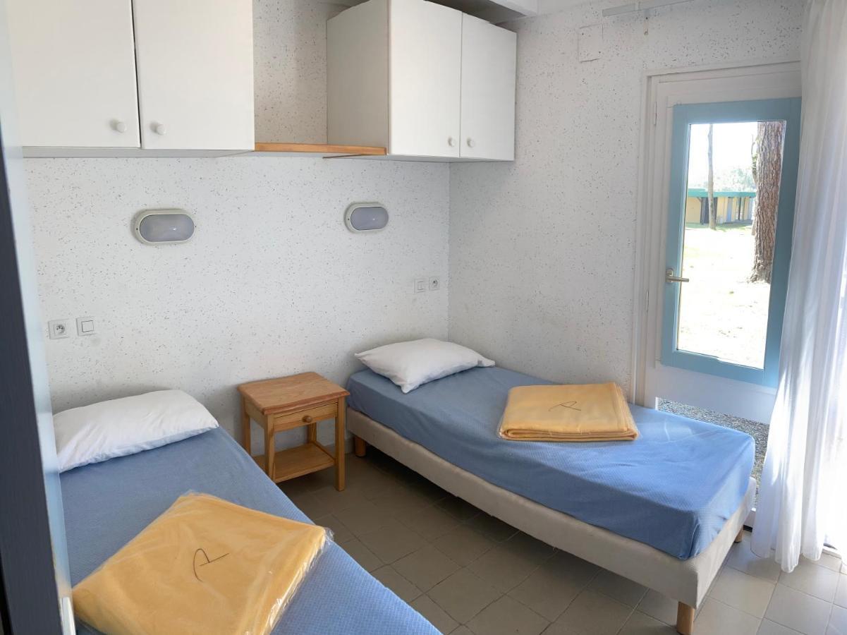 Village Vacances Les Chenes De Леон Экстерьер фото